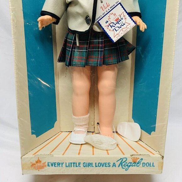 VTG Regal Toy Doll Vicki Kiddies Joy Is A Regular Toy Toronto Canada Limited 16" - Picture 3 of 13